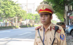 Chặn bắt tên cướp điện thoại bỏ chạy... đúng giờ tan tầm