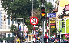 Sớm khắc phục bất cập báo hiệu đường bộ