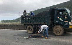 Tổng lực vá ổ gà, khắc phục hư hỏng QL1