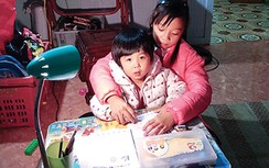 Xót cảnh 2 chị em mồ côi cha mẹ sau TNGT