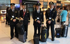 Nhật Bản sẽ siết chặt kiểm soát rượu, bia với phi công