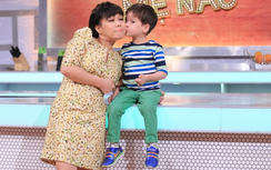 Việt Hương khoe con nuôi "lai Tây" đẹp như thiên thần