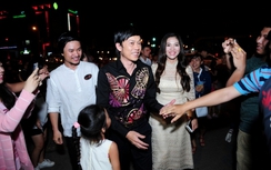 Sao Việt hào hứng đi xem Hoài Linh đóng vai ác