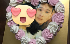 Bạn trai Kỳ Duyên khoe quà tặng giữa "tâm bão"