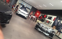 Vợ Đan Trường khoe mẹ tặng quà "khủng" mừng mang bầu