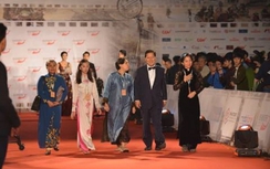 Sao Việt lộng lẫy trên thảm đỏ LHP Quốc tế Hà Nội
