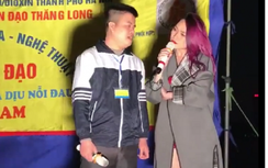 Mỹ Tâm gây xúc động khi song ca cùng người khuyết tật đêm Noel