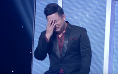 Quang Lê bật khóc trên ghế nóng khi nhắc về quá khứ