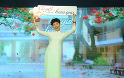 Miu Lê gây lạ lẫm với mái tóc tém