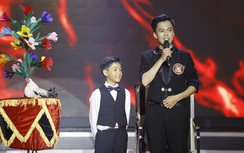 Xúc động mẹ nghèo bán nước đá nuôi con học ảo thuật