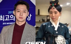 Sau hai lần hoãn cưới, Park Yoo Chun chia tay bạn gái