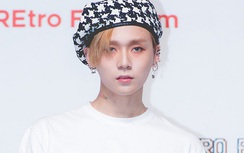 Bị "tống cổ" vì hẹn hò, cơ hội nào cho nam thần tượng Kpop?