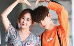 Sao nữ Hàn lấy chồng kém 18 tuổi lên chức mẹ ở tuổi 42