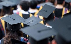 Ứng viên giáo sư gian dối, sao không xử lý?