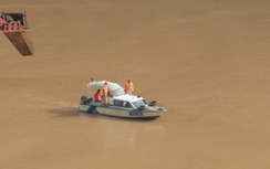 Lật thuyền chở 9 người ở Lai Châu, 3 người đang mất tích