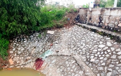 Lật xe tải ở Thái Bình, 4 người nguy kịch