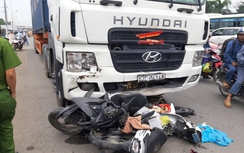 Tai nạn thảm khốc ở Bến Lức- Long An, 3 người chết tại chỗ