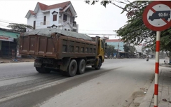 Xe “khủng” tung hoành đường cấm Đà Thành