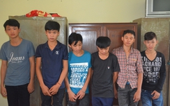 Bắt nhóm “trẻ trâu” ném đá xe khách giữa đêm