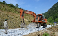 Hơn 3.000 ngày mở đường xóa nghèo miền Tây xứ Nghệ