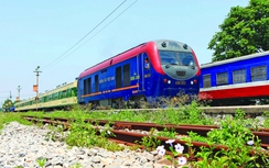 Đường sắt tự xoay trở để cạnh tranh