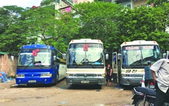 Bến cóc, xe dù ngang nhiên lộng hành giữa Thủ đô