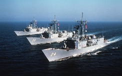 Trung Quốc dọa trừng phạt hai tập đoàn bán vũ khí cho Đài Loan