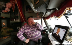 Nga thu phí đường cao tốc với xe tải trên 12 tấn