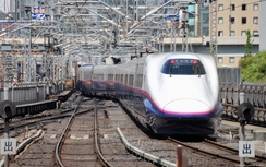 Ấn Độ vay Nhật 12 tỷ USD làm tàu cao tốc: Lợi hay hại?