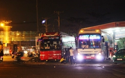 TP HCM: Cận Tết, xe dù đại náo vùng ven