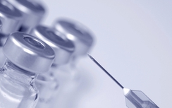 Đã tiêm vaccine dịch vụ, nay tiêm vaccine miễn phí Quinvaxem được không?