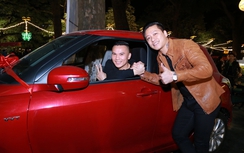 Tuấn Hưng tặng Tú Dưa xe Suzuki Swift 700 triệu