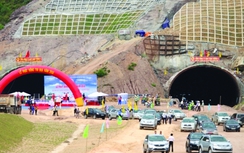 Thông xe cao tốc Đà Nẵng - Quảng Ngãi trước Tết Âm lịch 2017