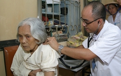 Bác sĩ bệnh viện công được mở phòng mạch ngoài giờ?