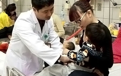 Tuyệt đối không bắt trẻ mắc tiêu chảy ăn kiêng