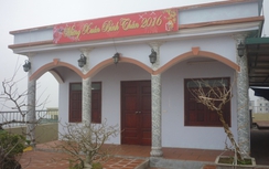 Lạ lùng những ngôi chùa “mọc” trên nóc chung cư