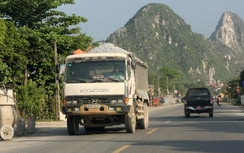 Xe quá tải chỉ còn 10% nhưng xóa cực khó