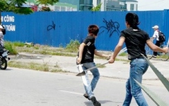 Dùng 4 ô tô chở hơn 20 thanh niên vào làng đánh người