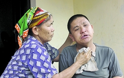 Cụ bà chật vật nuôi 6 miệng ăn