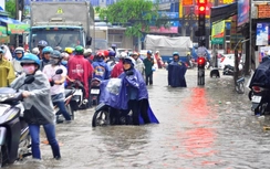 Bí thư Tỉnh ủy Đồng Nai đối thoại với dân về tình hình ngập