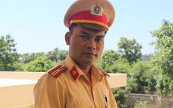 “Chẩn đoán” xe chở gỗ lậu qua cánh cửa có mối hàn