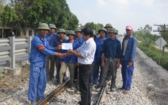 Lắng nghe, nói tiếng nói của người lao động