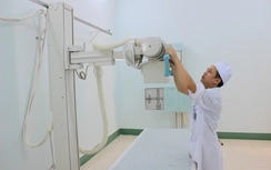 Quảng Ngãi: Máy X-quang tiền tỷ “đắp chiếu” vì vướng thông tư