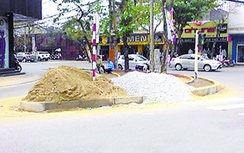 Hơn 14 tỉ đồng mở đường rẽ trước đèn tín hiệu