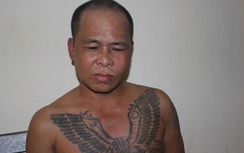 Rút súng giả dọa công an, trốn lên núi không thoát