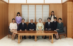 Đằng sau ánh hào quang của Hoàng gia Nhật