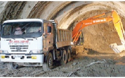 Phấn đấu thông tuyến cao tốc La Sơn - Túy Loan cuối năm 2016