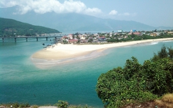 Khám phá Lăng Cô - vịnh đẹp nhất thế giới