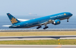 Nhân viên China Airlines đình công, 45 khách Vietnam Airlines bị mắc kẹt