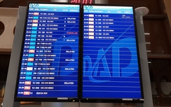 Chậm, huỷ chuyến tăng mạnh đầu cao điểm hè